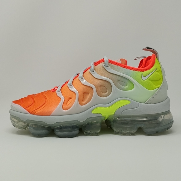 Nike W Air VaporMax Plus Reverse Sunset AO4550-003 - Picture 6 of 8